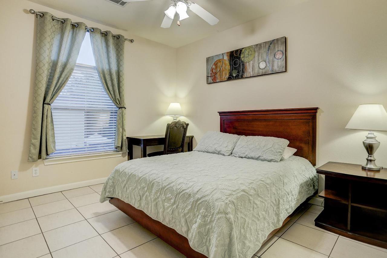 هيوستن Villa Laverne 3 Bedroom Suite Furnished Condos المظهر الخارجي الصورة